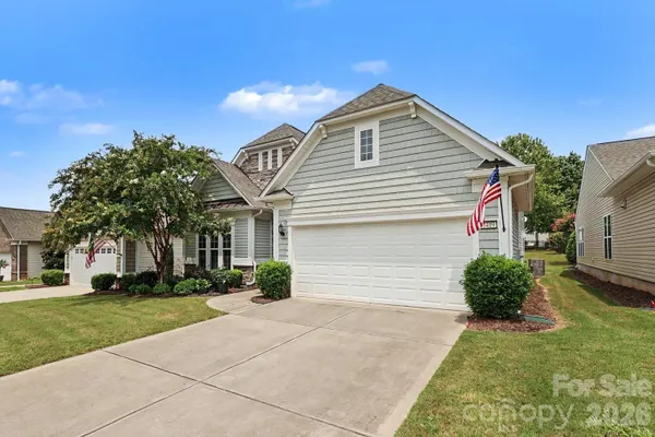 Property Slideshow image 2 of 28 | 7419 carolina jessamine ct, Fort Mill, SC, 29707