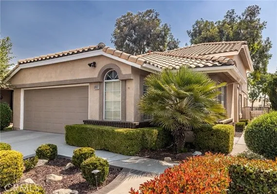 Property Slideshow image 2 of 34 | 926 olympic ave, Banning, CA, 92220