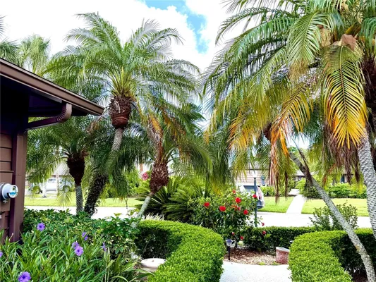 Property Slideshow image 3 of 19 | 5813 merion way 5813, Sarasota, FL, 34243