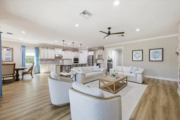 Property Slideshow image 3 of 29 | 6143 belina ct, Sarasota, FL, 34238