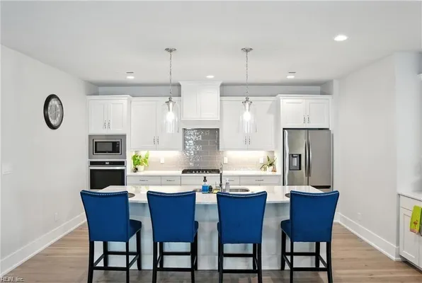 Property Slideshow image 2 of 50 | 201 cove reach, Suffolk, VA, 23435