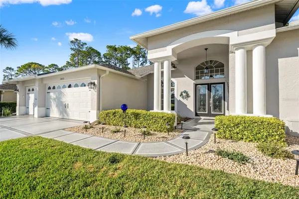 Property Slideshow image 3 of 51 | 18715 dove hollow ct, Hudson, FL, 34667