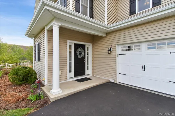 Property Slideshow image 3 of 40 | 19 revolution rd, Philipstown, NY, 10516