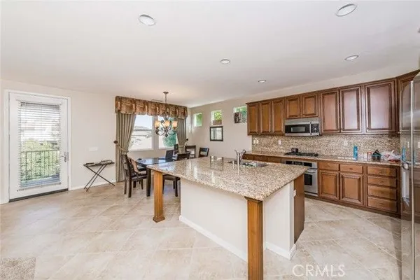 Property Slideshow image 3 of 28 | 8834 cuyamaca st, Corona, CA, 92883