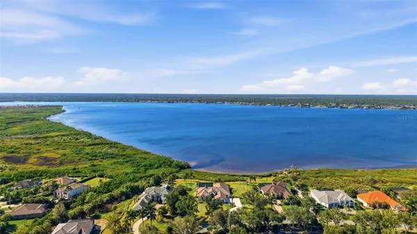 Property Slideshow image 3 of 100 | 3121 rivershore ln, Port Charlotte, FL, 33953