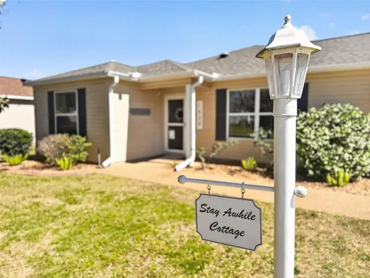 Property Slideshow image 2 of 57 | 1539 hollyberry pl, The Villages, FL, 32162