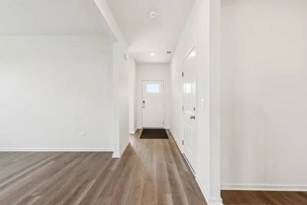 Property Slideshow image 2 of 39 | 2631 harnish dr, Algonquin, IL, 60102