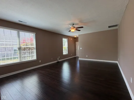 Property Slideshow image 3 of 24 | 1341 stoney pointe way, Avon, IN, 46123