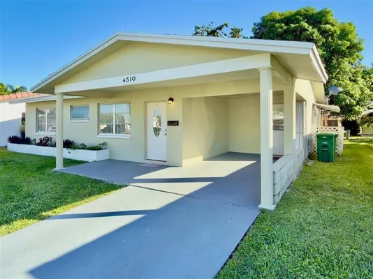 Property Slideshow image 2 of 27 | 4510 nw 46th st, Tamarac, FL, 33319