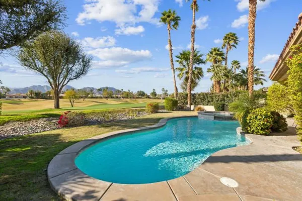 Property Slideshow image 3 of 37 | 57575 seminole dr, La Quinta, CA, 92253