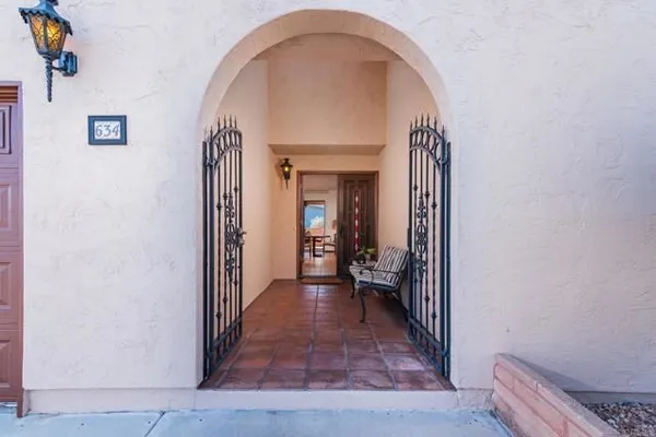 Property Slideshow image 3 of 37 | 634 via santa cruz, Vista, CA, 92081