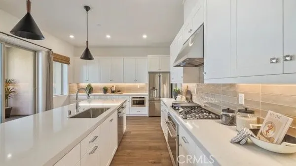 Property Slideshow image 3 of 35 | 915 walnut ter, Montebello, CA, 90640