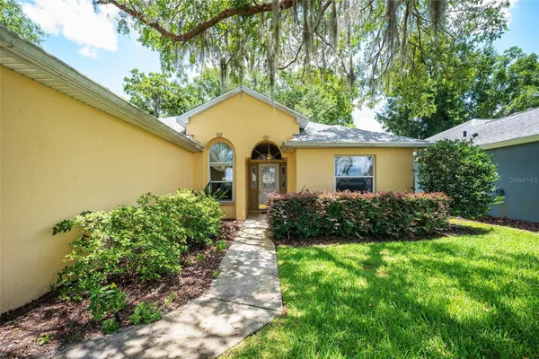 Property Slideshow image 3 of 76 | 11262 sw 73rd cir, Ocala, FL, 34476