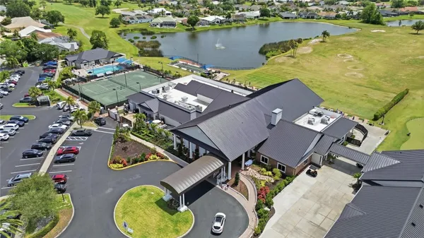 Property Slideshow image 2 of 33 | 6594 fairway gardens dr 6594, Bradenton, FL, 34203