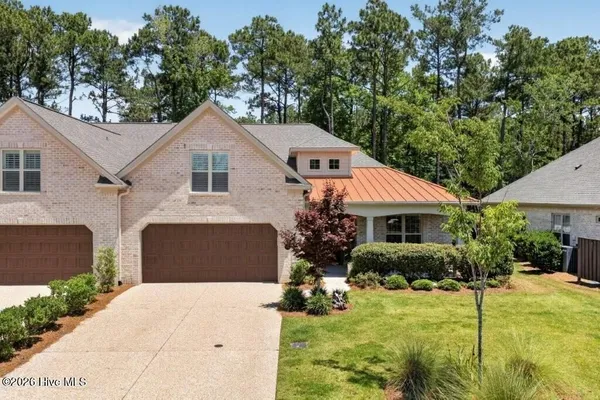 Property Slideshow image 2 of 55 | 709 jenoa loop, Castle Hayne, NC, 28429
