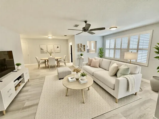 Property Slideshow image 2 of 20 | 5521 80th st n unit 306, Saint Petersburg, FL, 33709