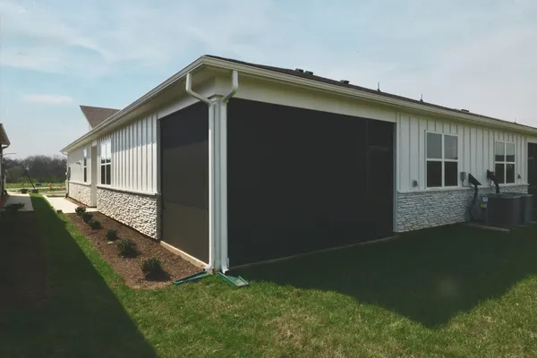 Property Slideshow image 2 of 52 | 2201 holmesburg pvt cir, Gallatin, TN, 37066