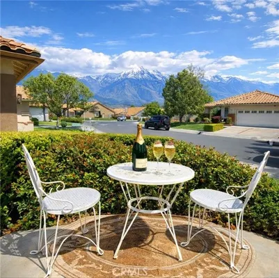 Property Slideshow image 2 of 35 | 1725 fairway oaks ave, Banning, CA, 92220