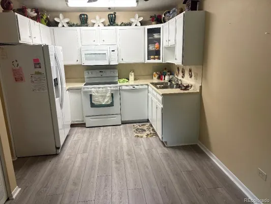 Property Slideshow image 2 of 10 | 9150 e center ave 10c, Denver, CO, 80247