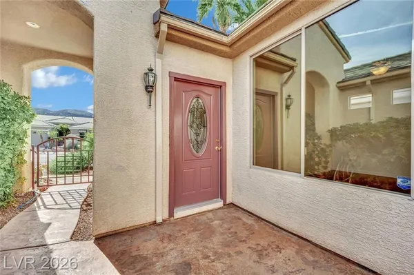 Property Slideshow image 3 of 50 | 554 mountain links dr, Henderson, NV, 89012