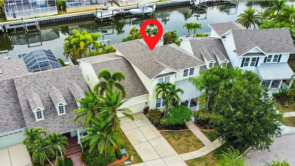 Property Slideshow image 2 of 62 | 432 islebay dr, Apollo Beach, FL, 33572