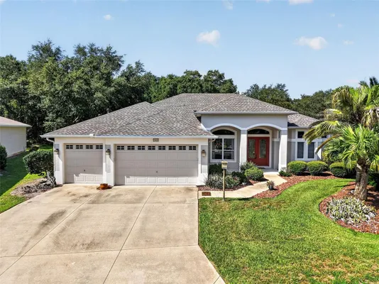 Property Slideshow image 2 of 71 | 20606 queen alexandra dr, Leesburg, FL, 34748