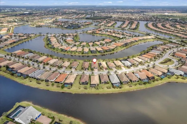 Property Slideshow image 2 of 46 | 13440 esposito st, Venice, FL, 34293