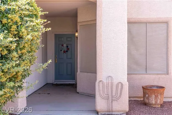 Property Slideshow image 3 of 23 | 543 towering vista pl, Henderson, NV, 89012