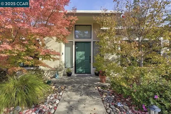 Property Slideshow image 2 of 50 | 1809 golden rain rd apt 4, Walnut Creek, CA, 94595