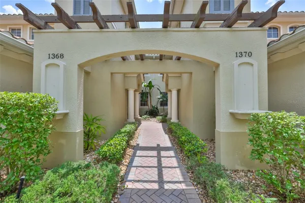 Property Slideshow image 3 of 40 | 1368 emerald dunes dr, Sun City Center, FL, 33573