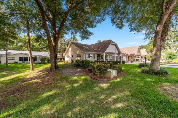 Property Slideshow image 2 of 60 | 8526 sw 91st st a, Ocala, FL, 34481