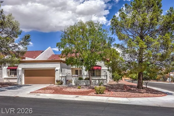 Property Slideshow image 2 of 39 | 9200 quail ridge dr, Las Vegas, NV, 89134