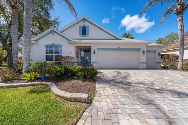 Property Slideshow image 3 of 60 | 646 stratford ln, The Villages, FL, 32162