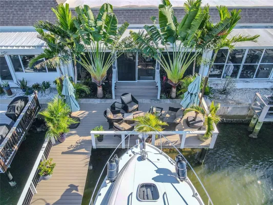 Property Slideshow image 2 of 62 | 345 boca ciega point blvd, Saint Petersburg, FL, 33708