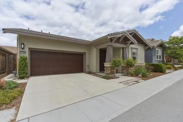 Property Slideshow image 2 of 57 | 1130 garcia, Hollister, CA, 95023