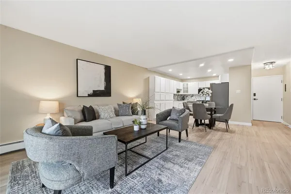 Property Slideshow image 3 of 28 | 705 s alton way 4c, Denver, CO, 80247