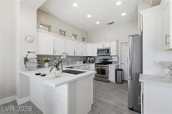 Property Slideshow image 3 of 47 | 2728 faiss dr, Las Vegas, NV, 89134
