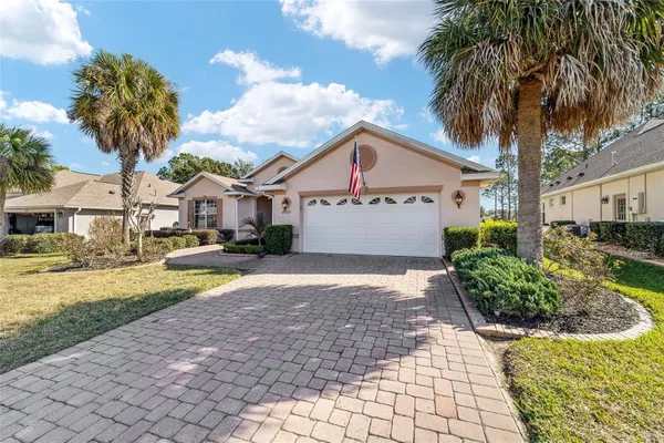 Property Slideshow image 3 of 72 | 8555 sw 82nd ter, Ocala, FL, 34481