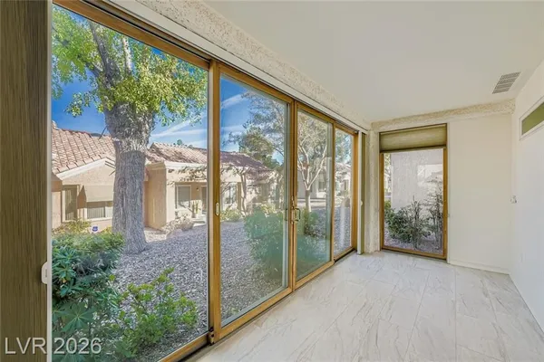 Property Slideshow image 3 of 26 | 2520 palmridge dr, Las Vegas, NV, 89134