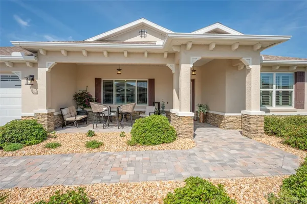 Property Slideshow image 3 of 77 | 8250 sw 93rd ter, Ocala, FL, 34481