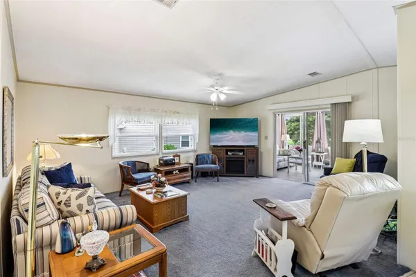 Property Slideshow image 3 of 66 | 25120 clifford hl, Leesburg, FL, 34748
