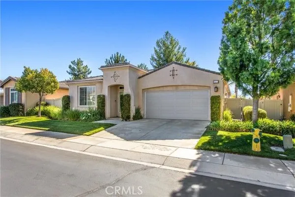 Property Slideshow image 2 of 49 | 1525 granite crk, Beaumont, CA, 92223
