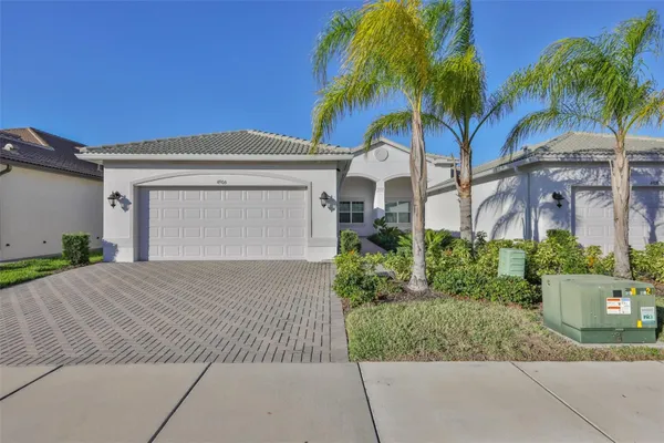 Property Slideshow image 2 of 53 | 4906 avila lakes dr, Wimauma, FL, 33598