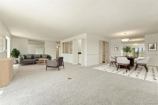 Property Slideshow image 3 of 43 | 13890 e marina dr 606, Aurora, CO, 80014