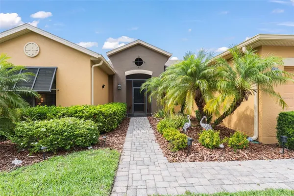 Property Slideshow image 2 of 62 | 724 villa park rd, Poinciana, FL, 34759