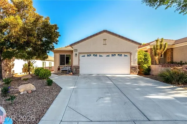 Property Slideshow image 2 of 42 | 2578 corvus st, Henderson, NV, 89044