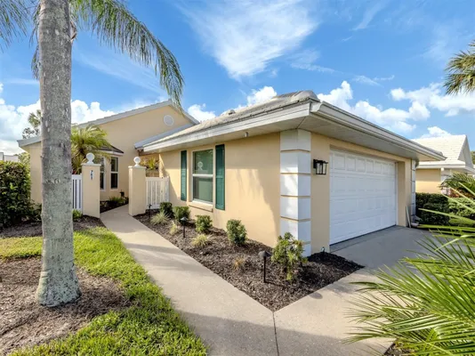 Property Slideshow image 2 of 77 | 761 harrington lake dr 61, Venice, FL, 34293