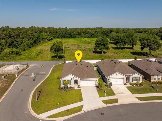 Property Slideshow image 2 of 27 | 6358 sanders grove cir, Okahumpka, FL, 34762