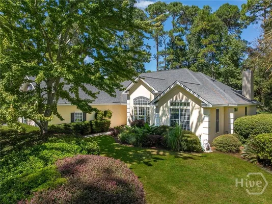 Property Slideshow image 3 of 40 | 1 gumtree ln, Savannah, GA, 31411