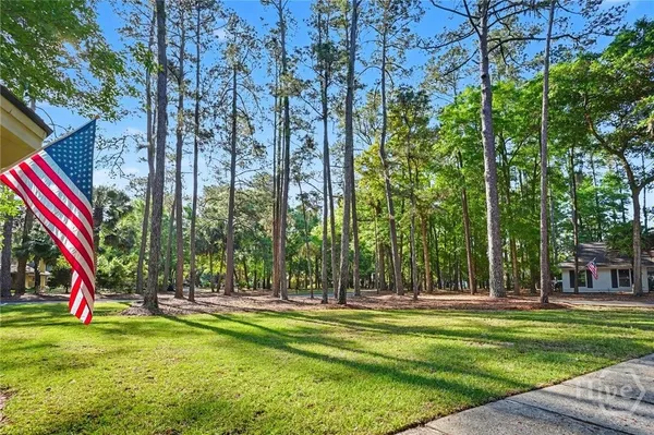 Property Slideshow image 3 of 33 | 1 holemark ln, Savannah, GA, 31411